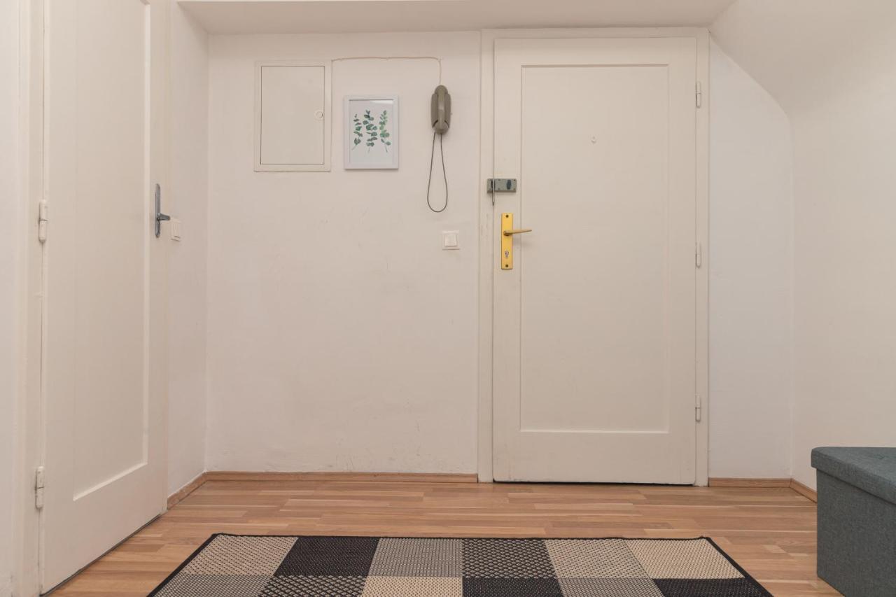 Milky Way Top Floor 2-Bedroom Apartment Air Condition Wien Exterior foto