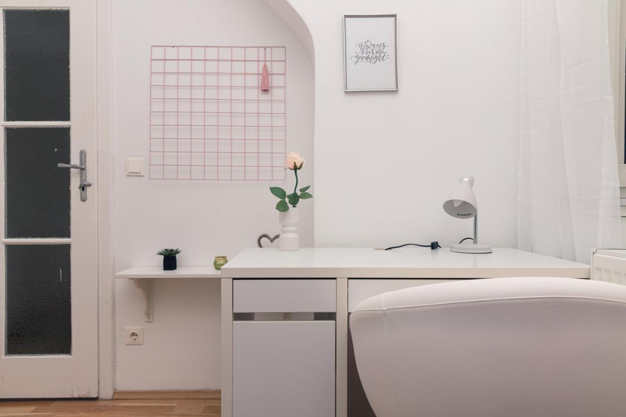 Milky Way Top Floor 2-Bedroom Apartment Air Condition Wien Exterior foto